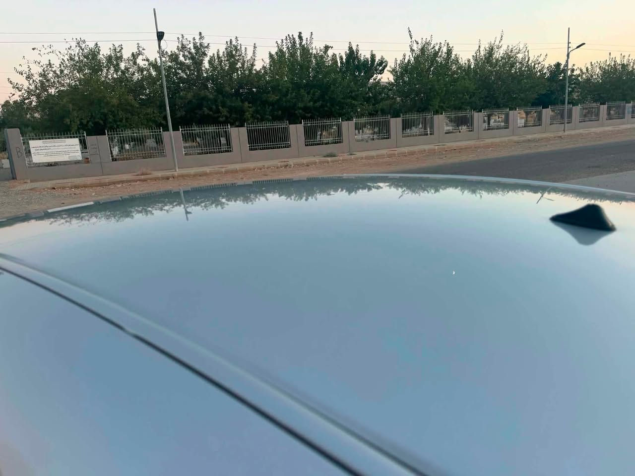 شاهینە 2007مووس 
بچوک بە گەورە
سپۆرت ناو رەش
دنگەی ستیل
چوار دوگمە
گیرومە کینە و تە برید بە شە رت 
کامل مە سرە ف کراو دیناریک مە سرە فی نیە 57کە میک مە جال لە هە لبجە ی شە هیدم 
***********
