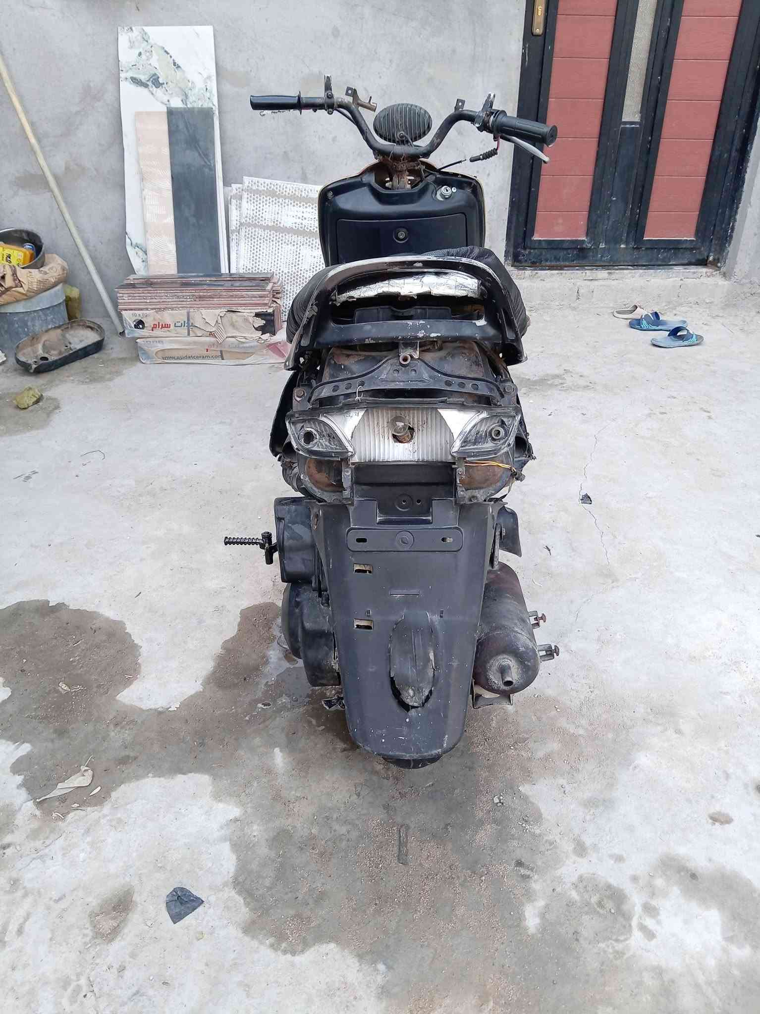 السلام عليكم دراجه فراشه للبيع سعر 250 بيها مجال مكاني بصره والخصيب مهجران قرب مدرسه الشمس حياكم الله *********** هذا رقمي
