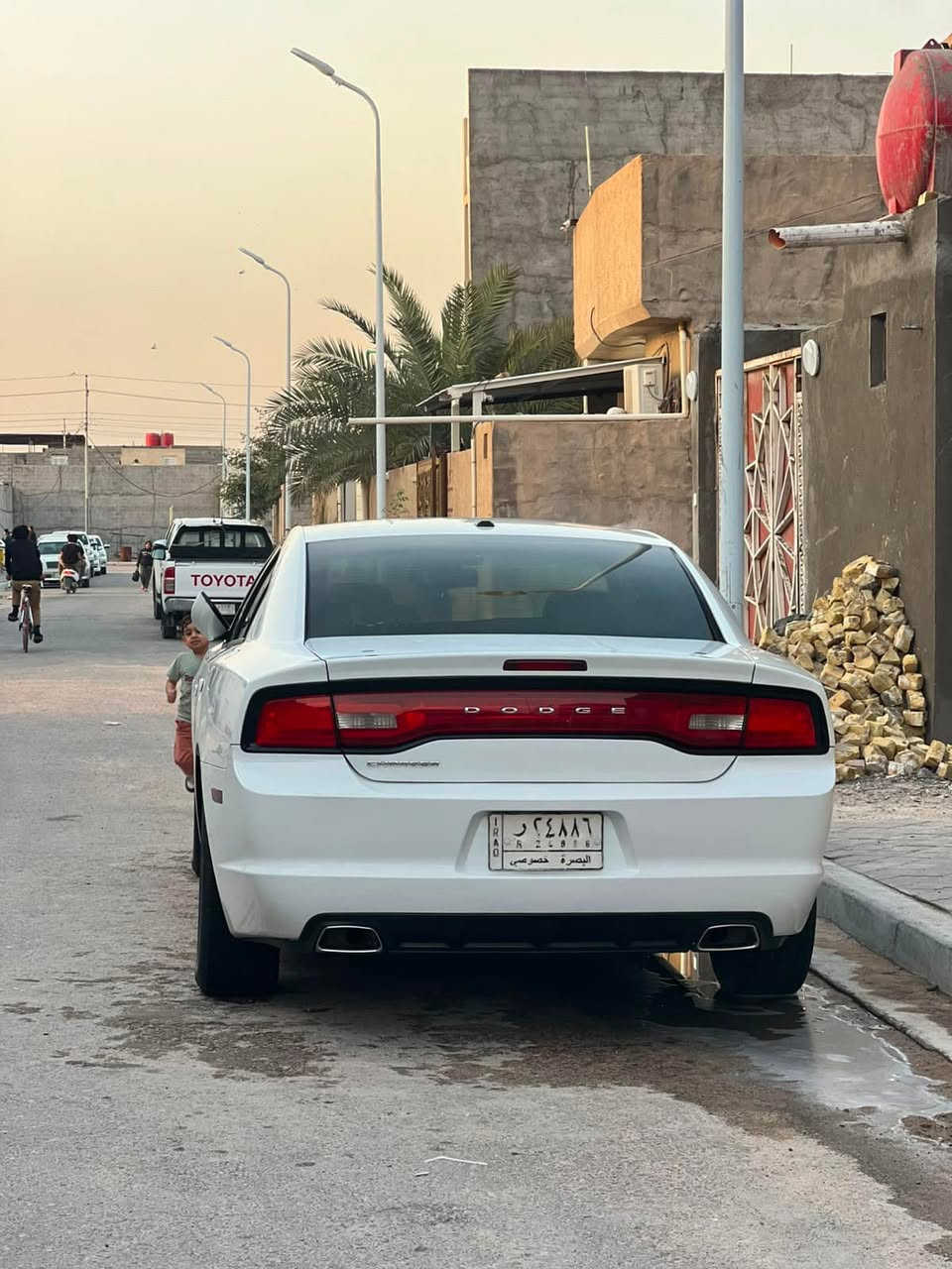سلام عليكم 
جارجر مديل 13 سياره كلش حلوه ونضيفه ما مشتغلا علا الخط مكينه كير حداده تبريد كفاله حداده طوبه جاهزه الاخيرر ربع مذب عليهه شرط حادث جاملغين وبنيد جاملغ الايمن راجع نفسه والباقي كفاله عامه رقمها بصره سنويه ل28 سياره مال جناي ربع مذب عليهه جاهزه الاخير. عنوان سياره بصره سعر خاص التواصل ***********
