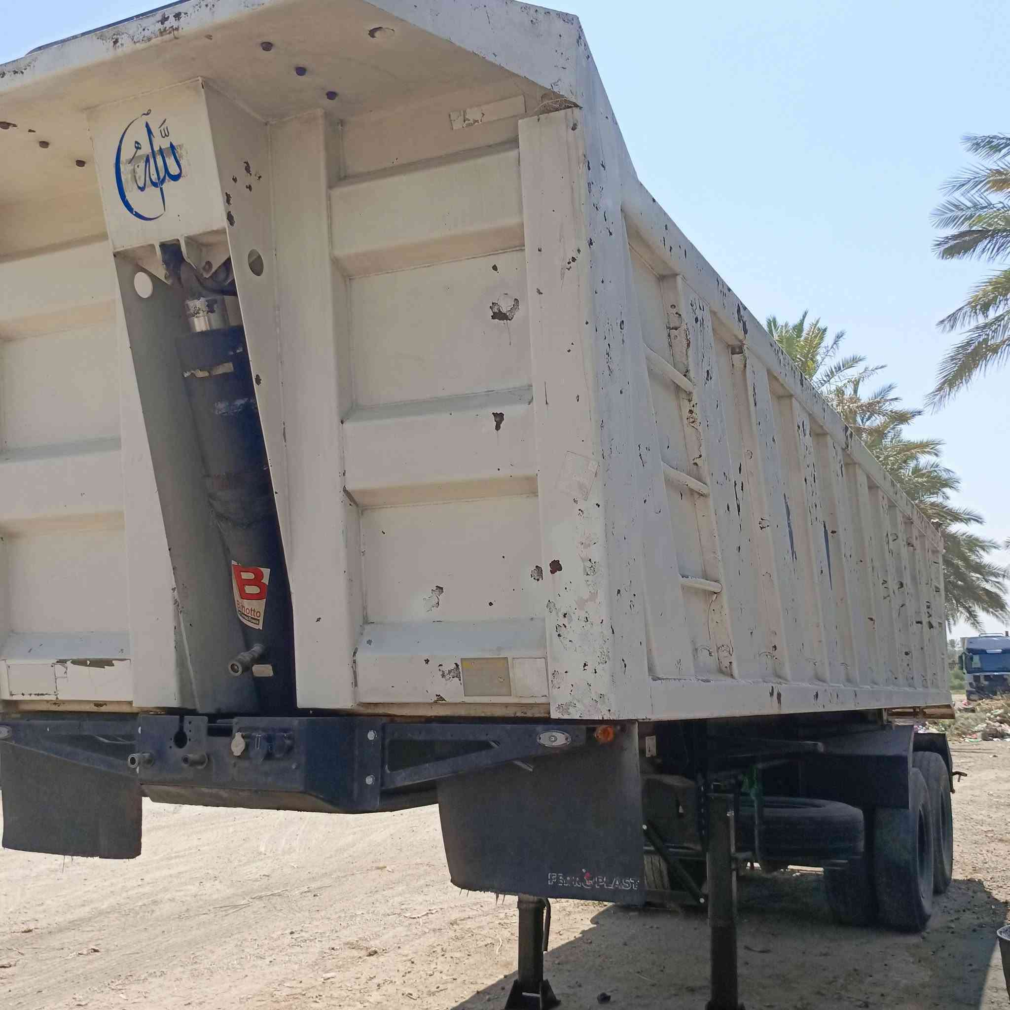السلام عليكم عربانة ماموت يرانية الفين 14جهز للعمل هذ رقم الهاتف ***********
