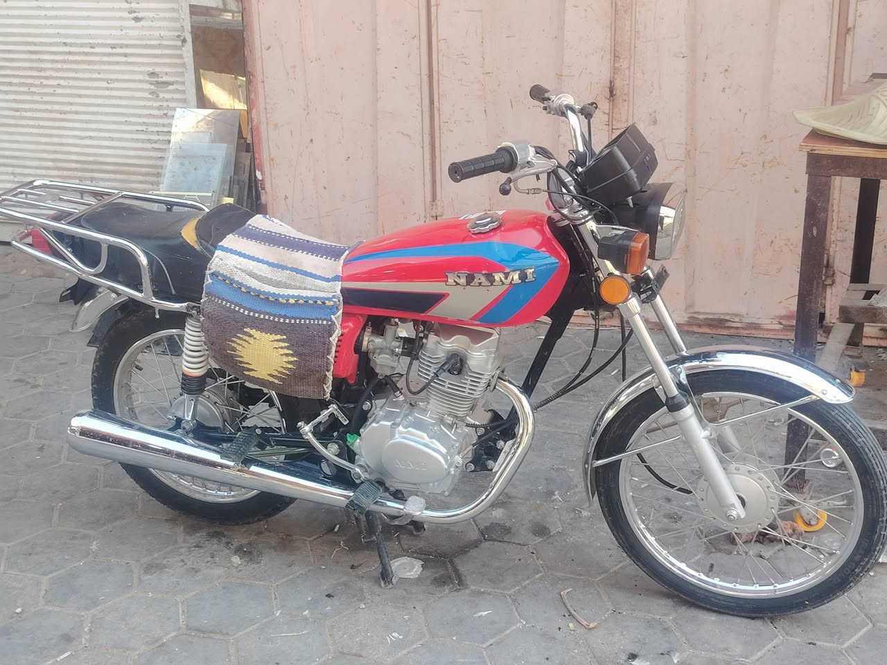 سلام عليكم دراجه نامه تعمير الشاصي 13 المكينه 25 كفاله الدراجه نضيفه كل نقص مابيهه سعر 650 وبيه مجال ***********
