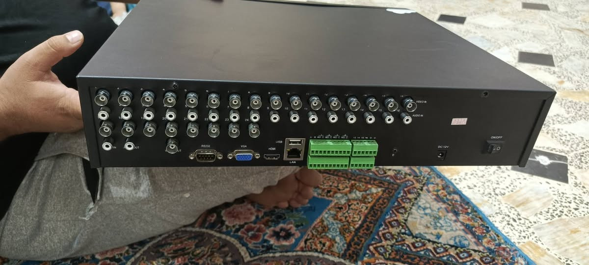 سلام عليكم
يتوفر dvr مخصص للشركات 
غير مستعمل ابد نظافه 100%
رايده ب75
مكاني بغداد 
يتوفر توصيل 
للتواصل يرجى المراسله واتساب
***********

