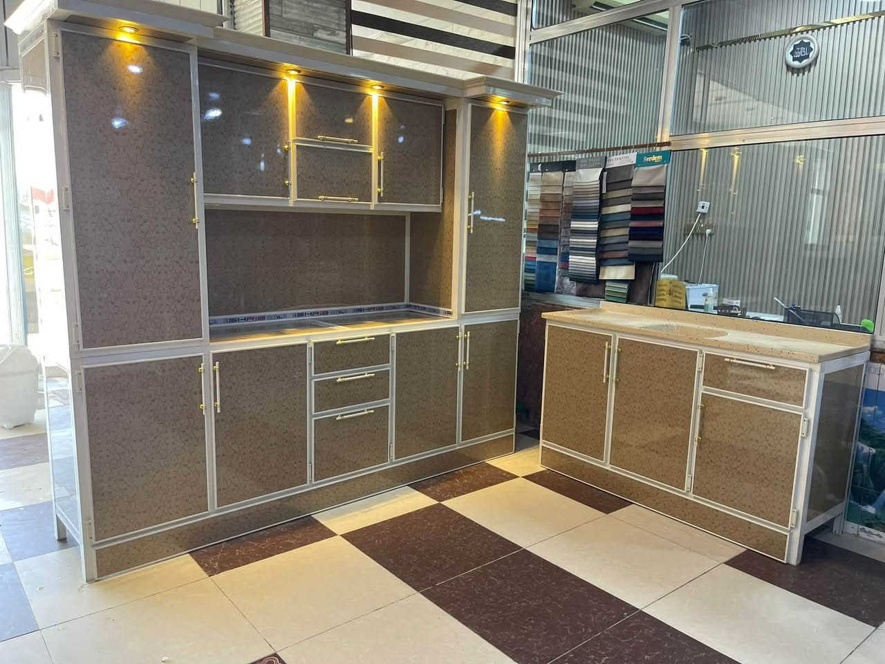 معرض أثاث بيم
القادسيه الاولى قرب جامع معاذ بن جبل
***********
