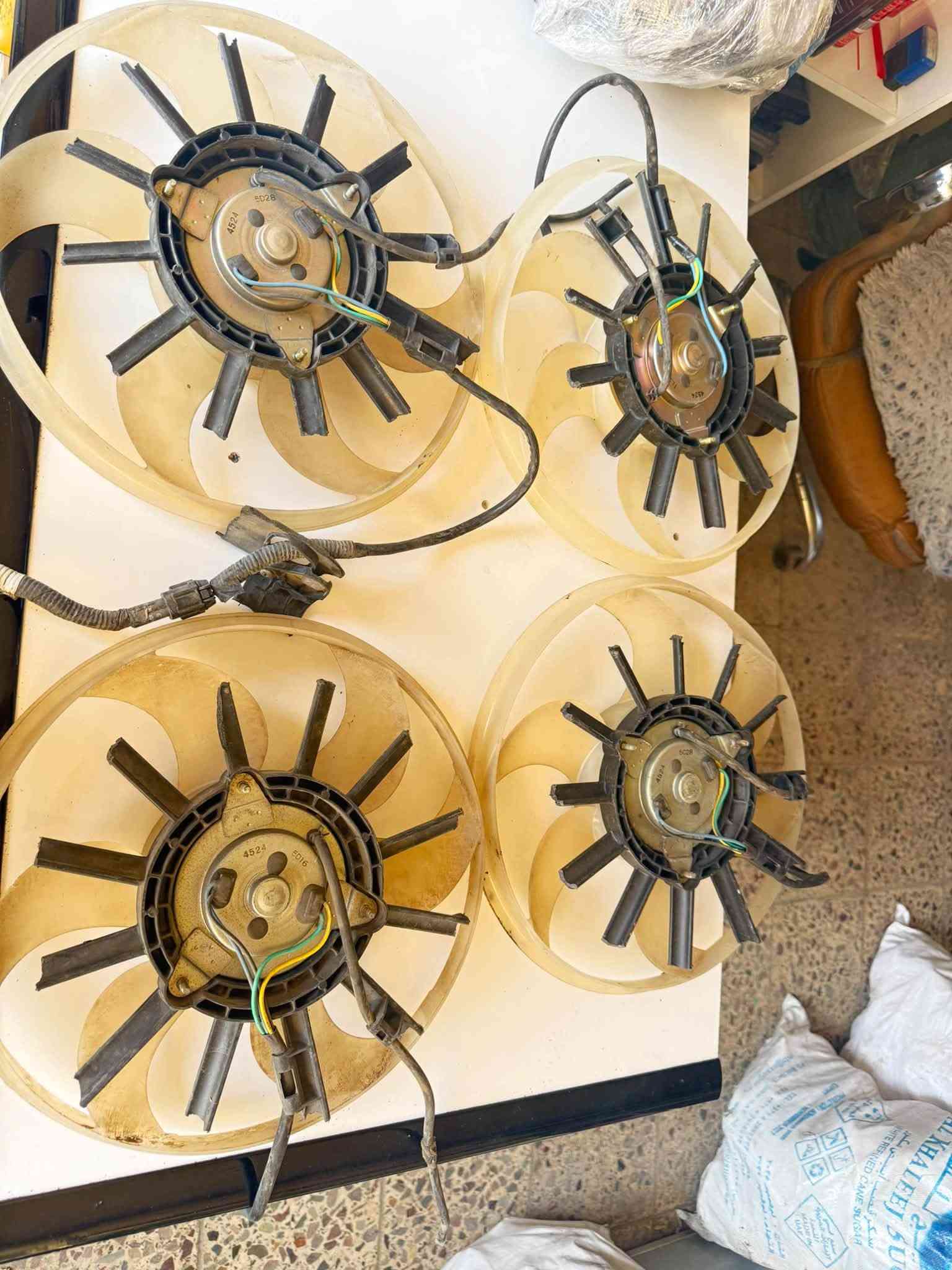 يتوفر لدينا قطع غيار نيسان أورفان /هايس تفصيخ +جديد2026/9/24
العنوان بغداد فلكة حي النصر قرب المشاتل 

يتوفر توصيل كافة أنحاء العراق 🚛

للاستفسار ***********
سعر خاص 🙏

نص مكتوب في الصور:
- تانكي نيسان عاليه ناصيه قواعد فيت بم اصلي ناصيه
- قواعد فيت بم اصلي ناصيه
- دبلات خلفيه عاليه اصلي
- يده باب سلايت داخلي عاليه +ناصيه
- حزام عالية اصلي
- سجه باب سلايت اصلي
- ماطور تبريد اصلي