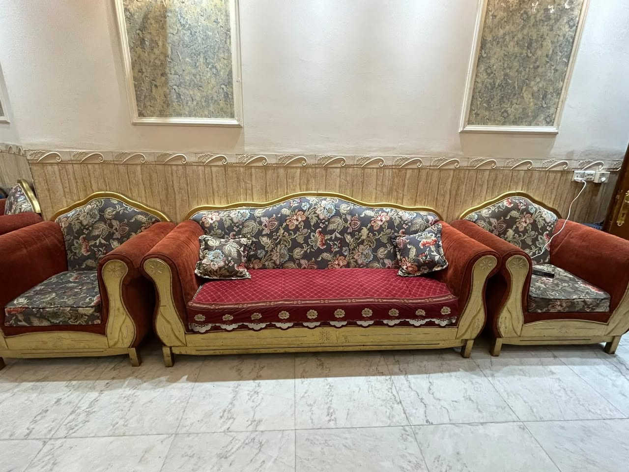 صوفا ١٨مقعد • درجة أولى • بغداد