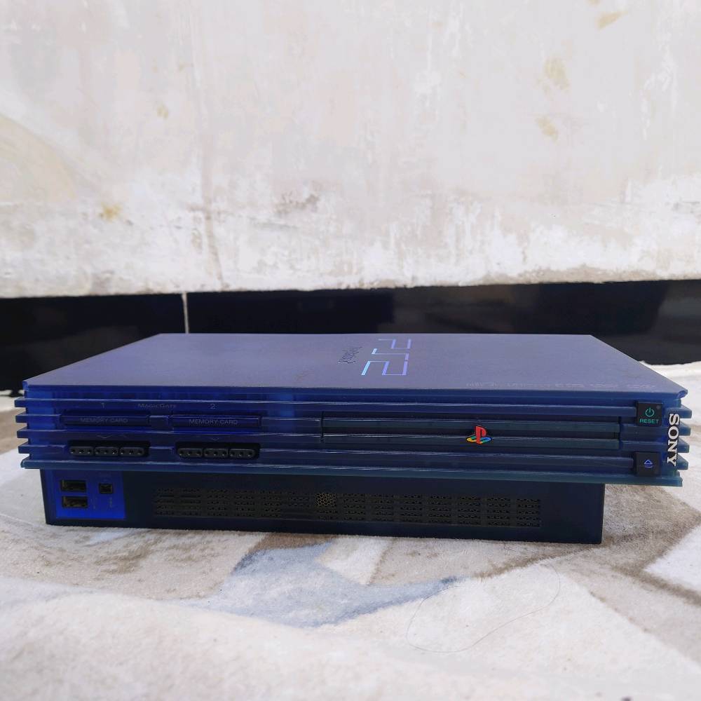 السلام عليكم Ps2 ريجن ياباني
اللون السمائي المميز 
مع هارد 32g بيه العاب
 متنوعة 
الملحقات : كيبل اصلي و وثنين جويستك و كارتونه هم 

السعر 65 وبيه مجال بسيط جدا لا تكسر بالسعر رجاءً

العنوان بغداد  العبيدي قرب فلافل السيد