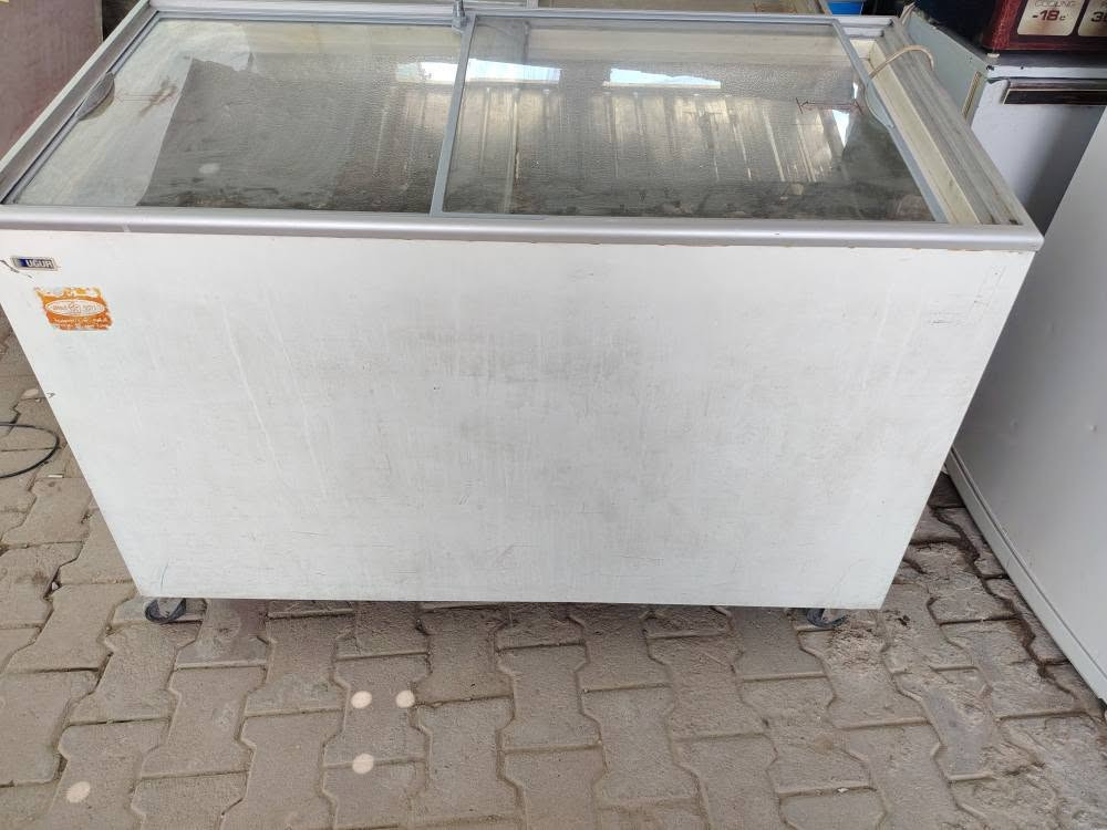 عارضات للبيع سعر الواحد ب240 للاتصال ع *********** كركوك, العراق
