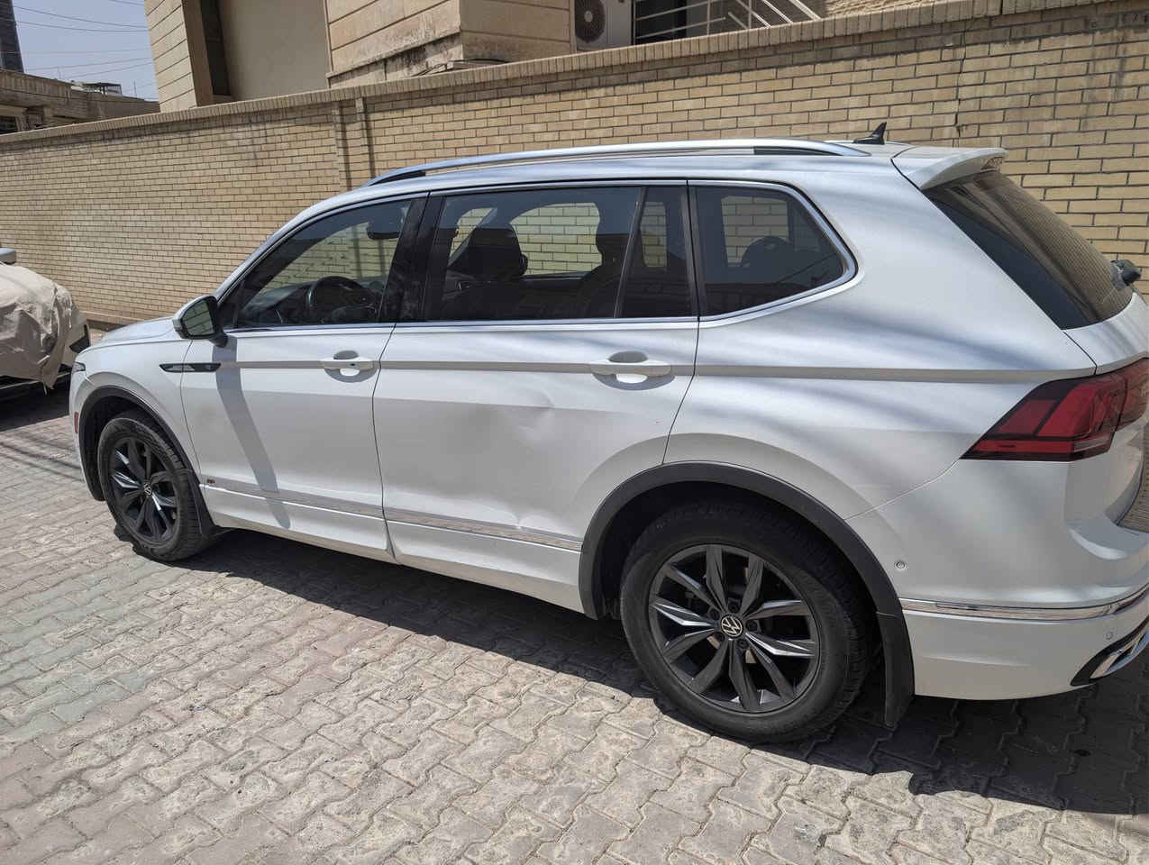 فولكس واكن تيغوان 2022  SEL-R LINE
Volkswagen 2022 TIGUAN-SEL, R.LINE- PREMIUM

فولكس واكن تيكوان 2022

اللون : أبيض

عداد المسافة : 110 الف كيلومتر

حجم المحرك : 2.0L TURBO ( 4 سلندر )

كافة الايرباكات سليمة 100%

رقم الشاصي

3VV4B7AX3NM057282

ملاحظة: تم تغير الويل الى حجم 18

دبل اكسل (4Motion)

متواجد حاليا في اربيل 
 اتصال + واتساب
***********
