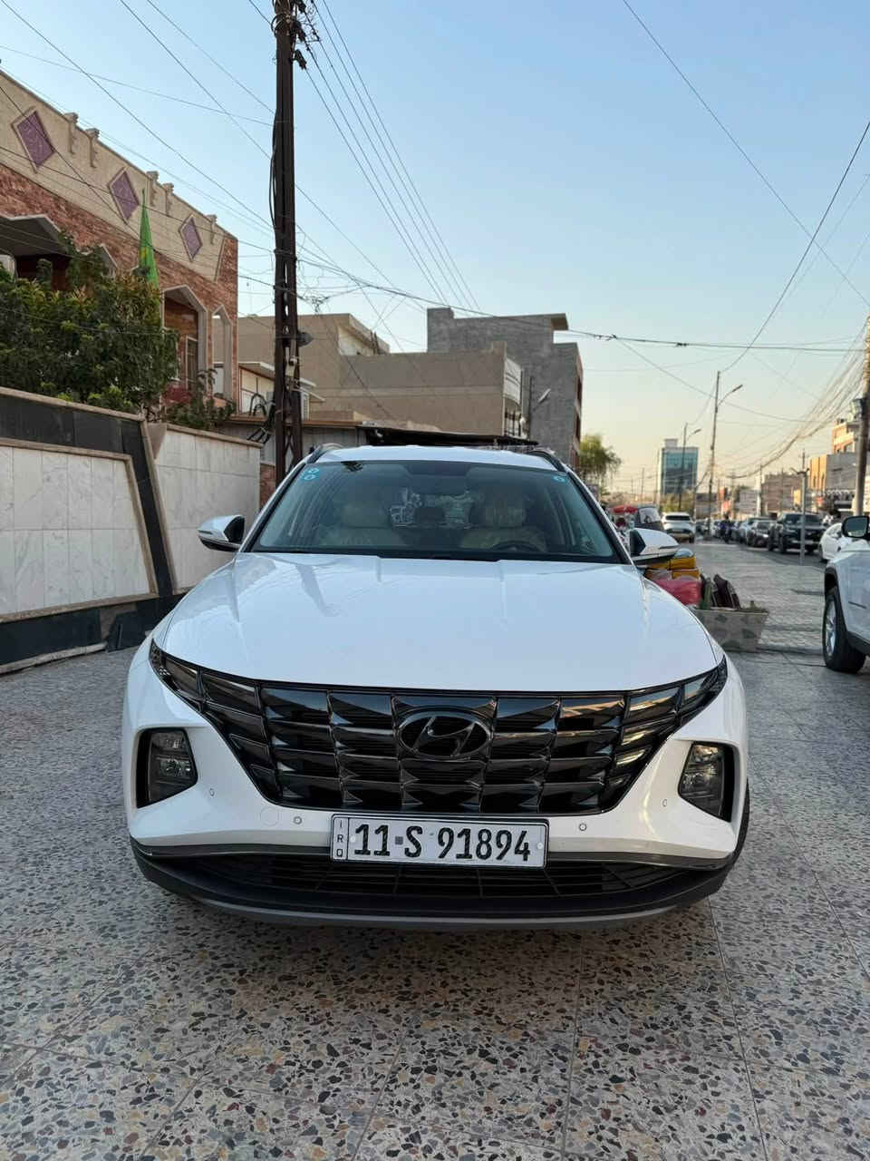 � للبيع توسان خليجي 2024 🚘
السلام عليكم ورحمة الله وبركاته 🌹

سعر السياره 217 ورقه 
متحصل هيج سعر اقل 
عنواني بغداد المنصور شارع الاميرات او الداودي
*********** رقمي التليفون موجود واتس واتصال 
🔥 هيونداي توسان خليجي موديل 2024
✅ السيارة مكفولة
✅ ماشية 43 ألف كم
✅ محرك 2000 CC
✅ دوش خليجي
✅ فول مواصفات ما عدا البانوراما
✅ تشغيل عن بُعد
✅ بردات خلفية بلادي
✅ كشنات كهرباء
✅شاشه دجيتل سرعات 
✅انضميه قياده ايكو سبورت نورمل 

🔹 السيارة نظيفة وحالتها ممتازة
🔹 ملاحظة: بارد بالصندوق أصبعين ورصعة فقط

📍 سيارة خليجي ومواصفاتها حلوة، والجاد يتفضل للفحص والمعاينة
