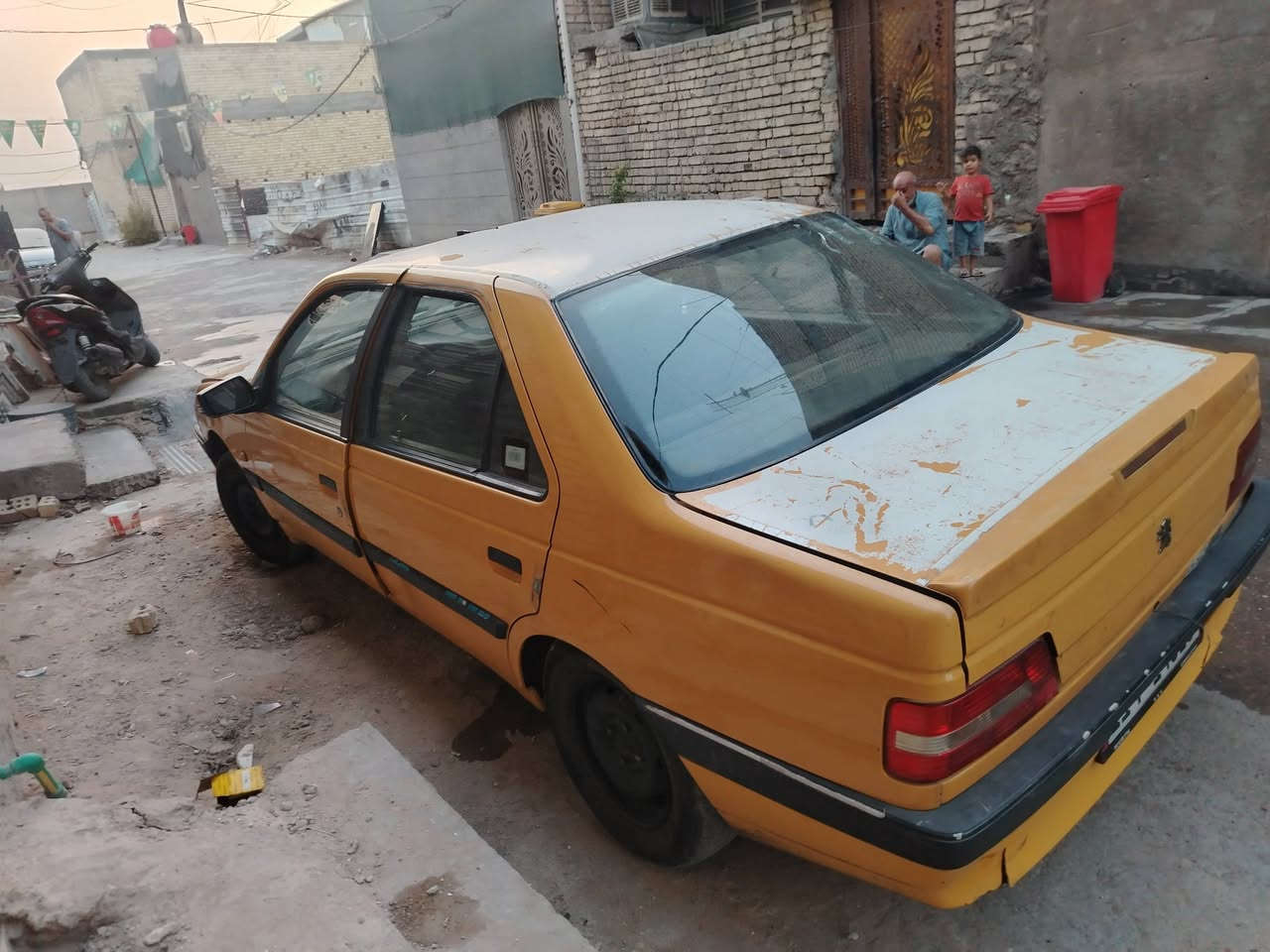 بيجو لميس للبيع نضيفه السياره بسمي السعر 30 وبيهه مجال للاستفسار الاتصال على رقمي ***********
