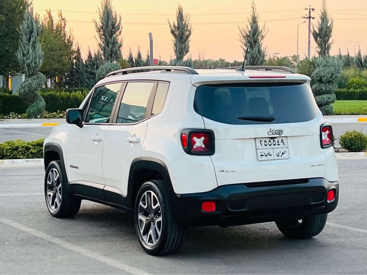 Jeep renegade 2017
جیب رینکارد ٢٠١٧ 
دەبڵ ئەکسلە
رەنگ سپی 
21 هەزار ڕۆشتووە 
مەکینە ٢.٤ مەرغوب
بەصمەد
شەغال
شاشە 
برێک کارەبایی 
تەنها دوو پارچەی بۆیاخە 
سۆنەرم داناوە
گیرو مەکینە بە شەرت 
تازە یاومە لە کۆمپیتەر یەک کێشەی نیە 
چوار تایەی تازە 
سەنەوی بەسەر چووە
نرخ ١٠٥ مەعمەلەیەکی زۆر کەم  تکایە موشتەری نیت سەرمان مەیەشینە

ژم. ***********
ژم. *********** دار بنديهكان, السليمانية
