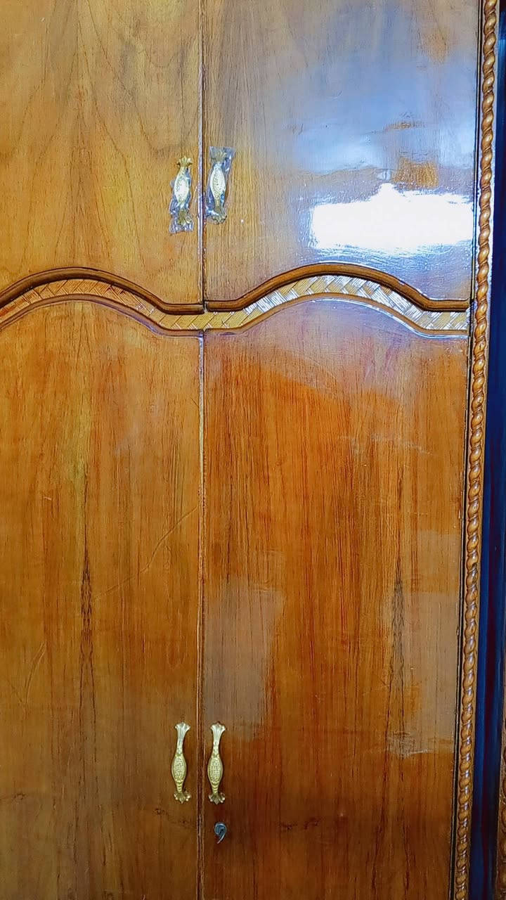 غرفه اخشاب 6ملحق نظيفه كلش مصارلي اهواي من ماخذه مكاني شهداء البياع ***********
