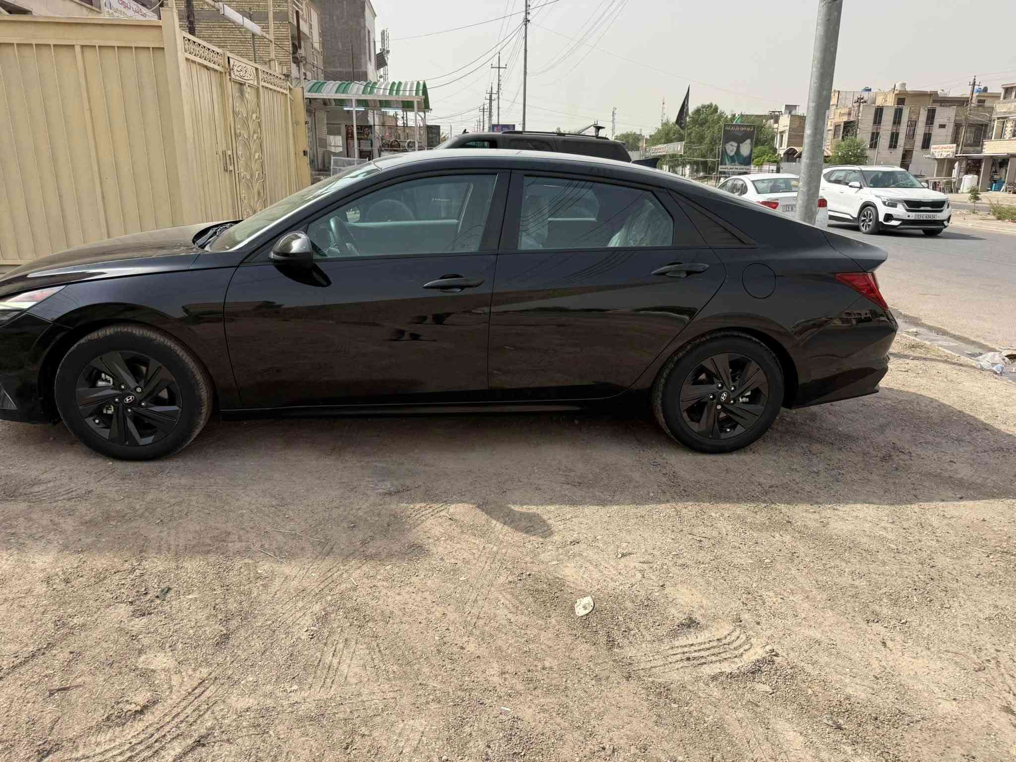 النترا هايبرد • ٢٠٢٣ • بدون صبغ