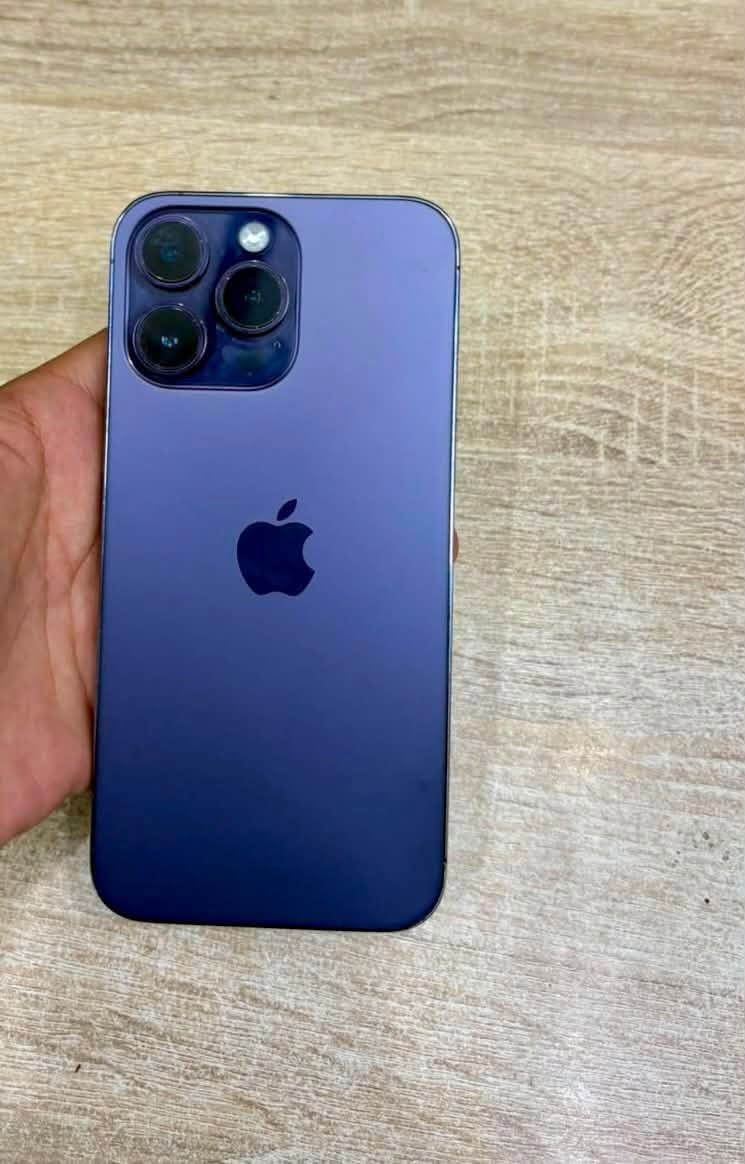 آيفون 14 برو ماكس
نضافه ٩٠٪؜
بطاريه ٨٦🔋
جهاز كلش حلو ونضيف 
فقط مبدل شاشه تفصيخ 
يعني مشيوله من جهاز ثاني 
ومخلايه فوكه تقره مستعمل 
عنوان ديوانيه ***********
