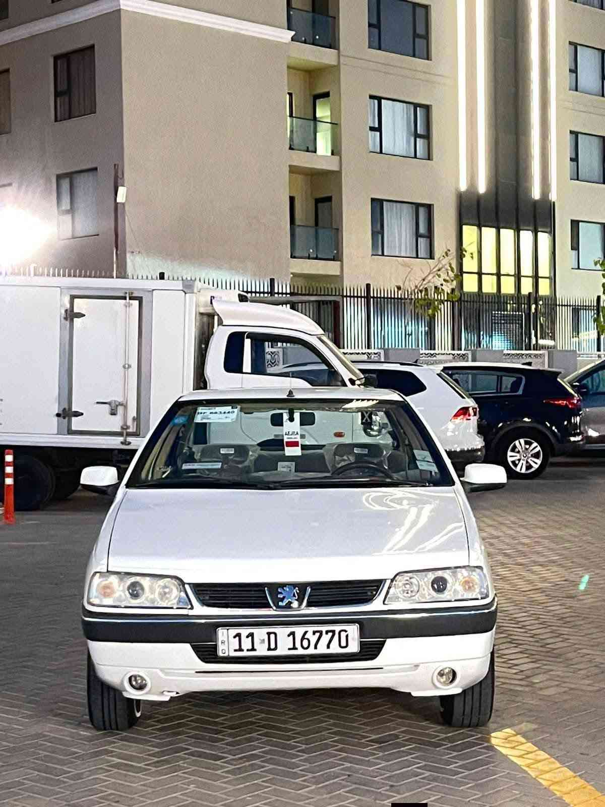 بيجو اكد 2016 بيها صبغ الحاملغ الايمن الامامي 
السعر 55 تخم تاير خط ابيض 
مكاني حي الجهاد 
***********
