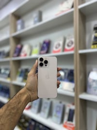 آيفون ١٦ برو ماكس • ٢٥٦ • ذهبي