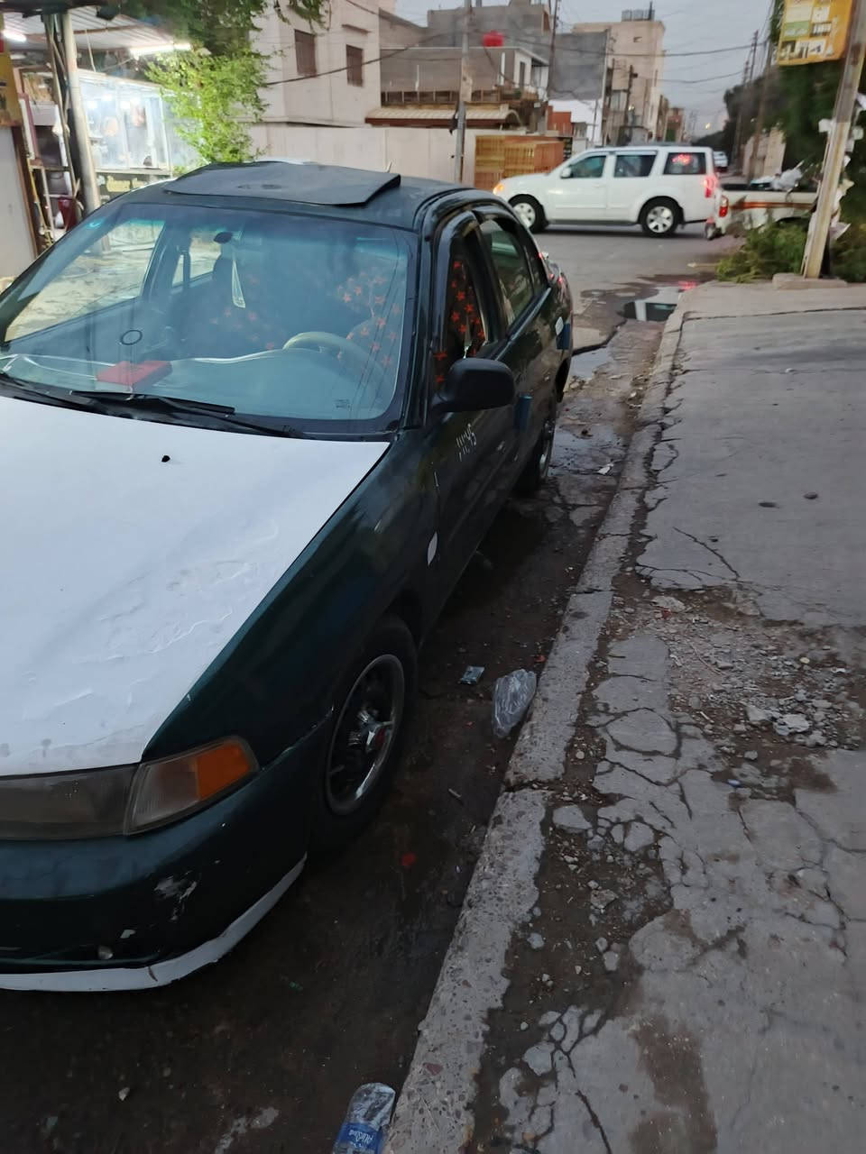 السلام عليكم
مسيوبشي موديل 2001 الميراج
سياره كامله من كير
 مكينه تبريد
دوخله كله نظيفه 
كهربائياتها كله شغاله
رقم بغداد
غرامات مصفره
مكاني بغداد حي العامل 
السعر 38$ 
***********
