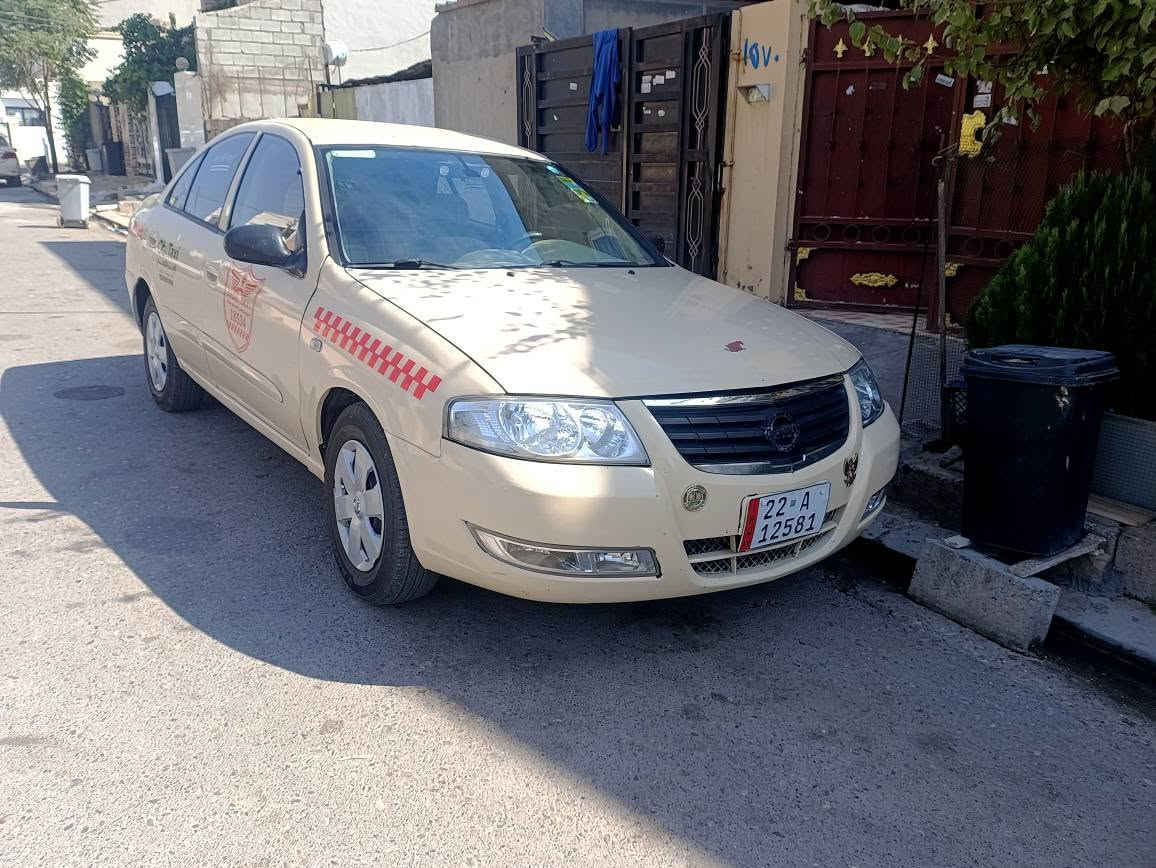 نیسان سنی ٢٠١٢ کۆری گێر عادی 
سەنەوی هەزەی تازەیە  
چوار تایەی لۆکی لە بنە تازەم بە ستاوە 
تاخم پێش و پشت تازە دامگرتوە لۆکە هەمووی 
ماڵی کاسبیە سەیارەکە جەمپی پشتی باشی هەیە پێشی لای سایەق تۆزێکی هەیە 
غازی تورکی لەسەرە 
گێڕ و مەکینە و تەقە و ڕەقە بەشەرتە بەناوکرد بەشەرتە
 ٨٥ وەرەقە و مە جال *********** گەر موشتەری تەلە فۆن بکە واتساپ و شتی هەموو لەسەرە أربيل, العراق
