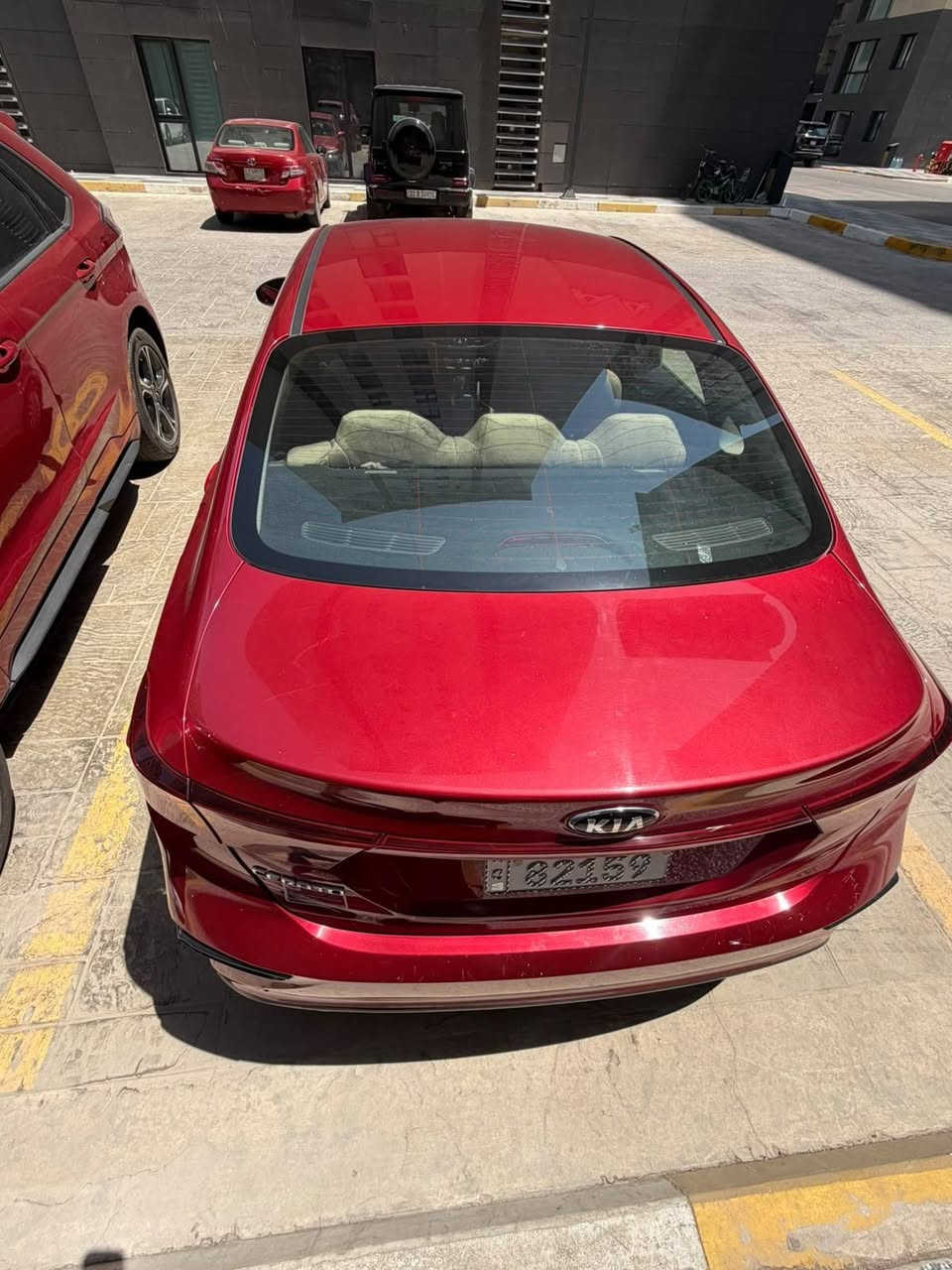 🚗 للبيع — كيا سيراتو موديل 2021 خليجي

• اللون: احمر
• الماشي: 95000 كيلو متر
• المكينة: 1600
• الفحص: السيارة بدون حادث بيها شخوط بالباب وضربة خفيفة بالدوسه
• الداخل: نظيف جداً وما مستعمل استعمال قاسي
• المواصفات: شاشة + كاميرا خلفية +  + تحكم بالستيرن
• السيارة مرقمة [بغداد / حديثة] والأوراق كاملة وجاهزة للتحويل

💰 السعر: 13500$ — قابل للتفاوض بحدود المعقول
📍 الموقع: بغداد – مجمع النسيم
📞 للاستفسار أو المشاهدة: *********** — واتساب متوفر

السيارة بحالة ممتازة وما بيها أي مشكلة
