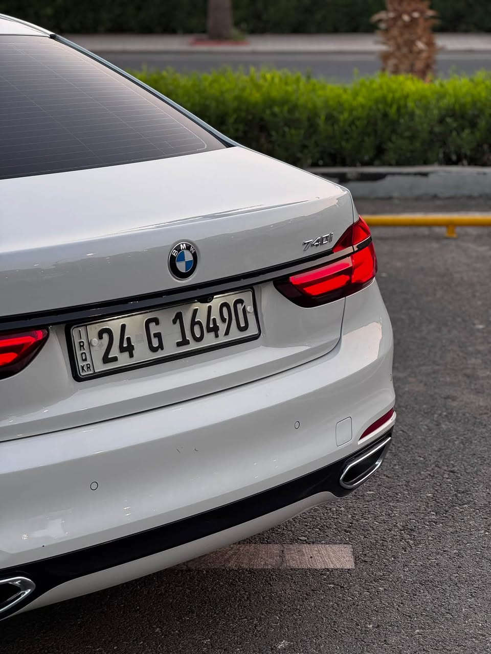 BMW 740i 2018 كلين سعر مناسب 
كلين و سعر جدا مناسب بي ام 740i موديل 2018
سيارة دعامي ل دعامي اب شرط بدون صبغ 
محرك 6 سلندر تيربو قبق محرك مفتوح !
گير مكفول 
گير محرك اب شرط فحص و سونار بدون عيب 
فول فول مواصفات معروفة 
ماشية 160 الف 
سعر جدا جدا جدا مناسب 248 ورقة بيه مجال قليل 
بيع مستعجل رجاء اذا مو شراي لا تنطي حجاية 
ملاحظة السيارة بيه 4 اسابع جاملغ امامي بارد PDR 
باقي كله مكفول 
مكان سيارة اربيل 
واتساب ***********
