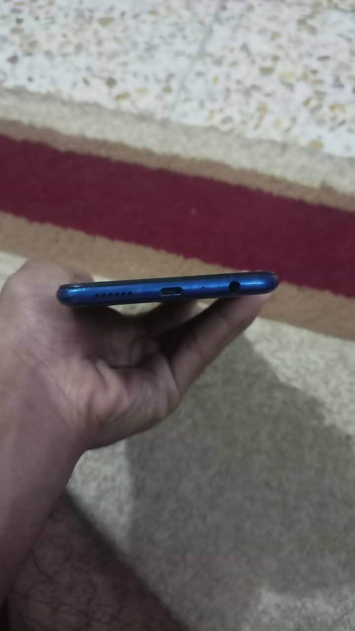 سامسونك اي عشرة اس • ٣٢ • نضيف