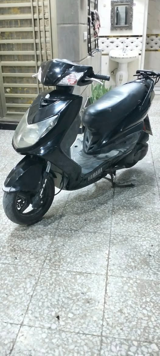 سكنس فحل نوزل خطين ياباني قبق نفخ ستان كهرباء دراجه جديدة كلها شغاله مابيها نواقص بيها مكينه صلاوات ع محمد وال محمد تاكل الشارع سعرها مناسب 700 مكان بغداد العبيدي ***********
