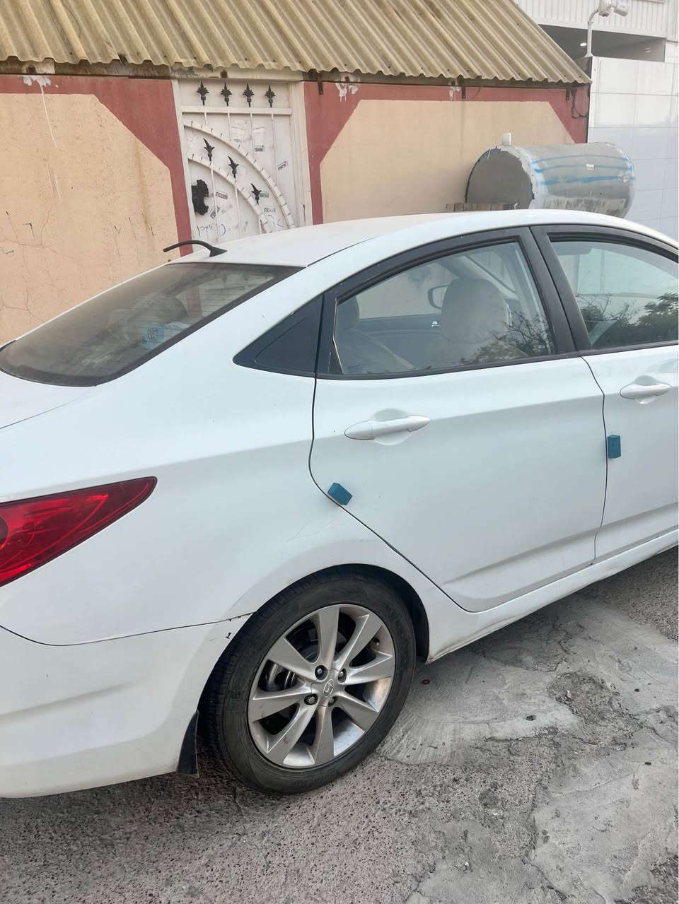 اكسنت
مۆدیل2011
مەکینە بچوک
گیرو مەکینە تەبریت بەشەرت
سەیارەکە سلایت . Eco. Abc
دەرکەک و سەر هیلالی پشتەوەی لای سەکنی سبوغە بەبی ناوگرتن لەگەل دوو بست لە بۆنیت ٢ بۆ ٣ پەڵەساردی بچوکی هەیە سەیارەکە252kmرۆشتوە نمونەیە لەجوانی 
 تەحویل و غەرامە بەشەرت 
نرخ 90 معامەلە هەیە

*********** أربيل, العراق
