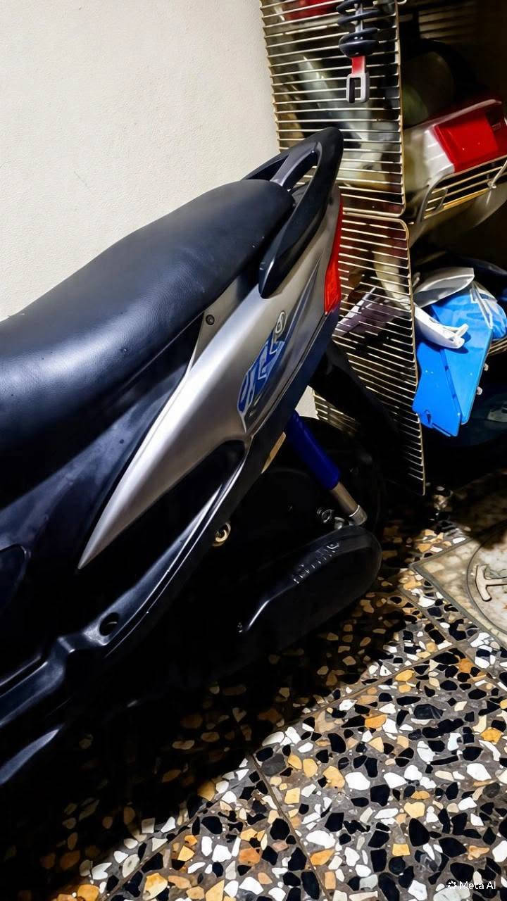 ي ماكس عدله مكينه بلاديه ممفتوحه كفراتها كامله نكره سلف شغاله سلف وهندر الدراجه مابيها انقص فقط كلوبات للبيع 500 وبيهه مجال حك الجيه او مراوس شعدك نزل بغداد الدوره *********** تعالي واتساب كبل واذا مو شراي ليتعبني 😂❤️

نص مكتوب في الصور:
- Meta AI
- Meta Al
