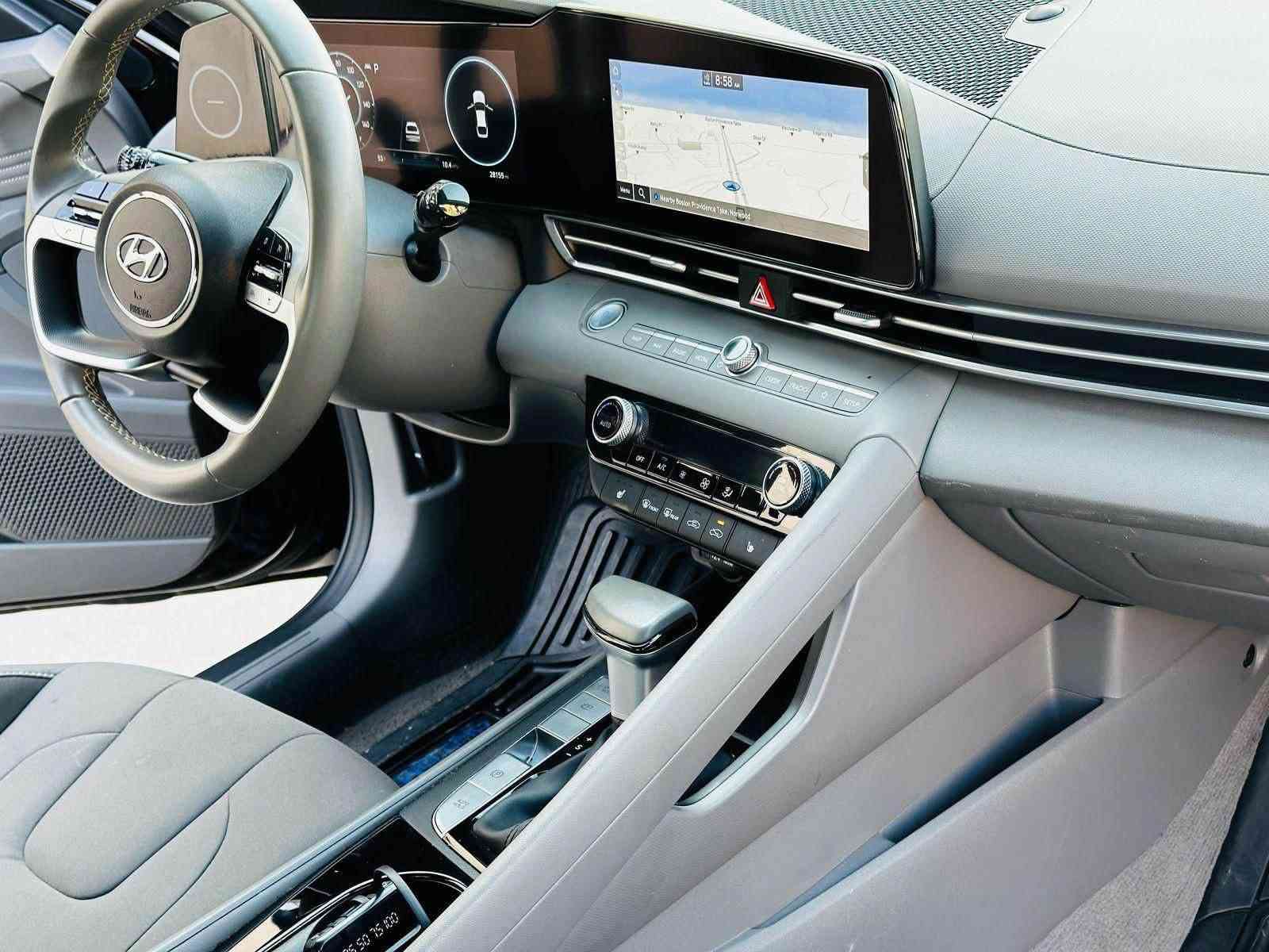 السلام عليكم النترا 2023 للبيع السعر 145
النترا 2023

السعر 145 وبيها مجال 

ماشيه 111km

بدون دواخل 

محرك  2000 دوش

مواصفات ...👌🏿

بصمه ابواب

بصمه تشغيل

تشغيل عن بعد

كامرا دوارة🖥️

تبريد مناخين منفصل

كشنات تدفئه+استيرن تدفئه

رادارات 360 درجه

امامي وجانبي وخلفي

رجاج ستيرن

تحكم ستيرن ٤ جهات

٣ وضعيات قيادة

مثبت سرعه

قيادة ذاتيه

تحذير عند مغادرة المسار👉

توقف ذاتي

شاشه متصل 

ترحيب

لد نهاري

مانع انزلاق
مكان سيارة بغداد الكرخ  

شراي يتصل 📞  
***********

نص مكتوب في الصور:
- 27 7:36 14 / 18 1:1 BIDCARS bid.cars
- BIDCARS