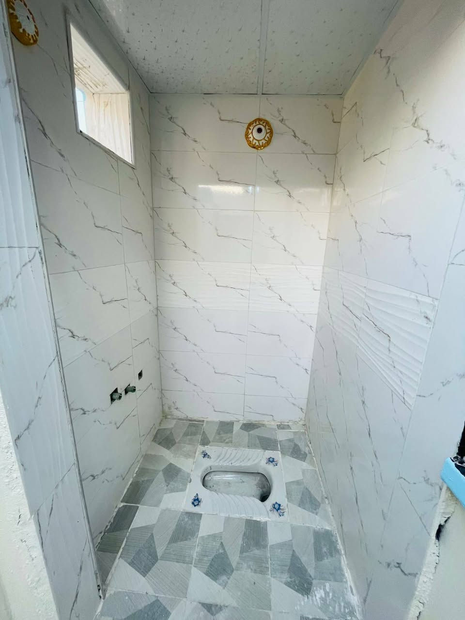 دار للبيع  🏡 
ألمساحه 80 متر 
 #طابو_زراعي_سند_٢٥_أقرار_محكمه
#مشمول_بل_تطويب

بسعر 28 مليون #مع_المجال

غرفه/صاله/مطبخ/صحيات 2/استقبال/كراج /مكشوفه 
الخدمات🏡
ماء/كهرباء/سوق/مدارس/تبليط/انترنت ضوئي  /السطوح مزفته 
ابواب كامله تسكام /ابواب صحيات pps اصليه 

الموقع 🏡 ألنجف/شارع الصب عمود 317
للتواصل 📞***********واتساب
