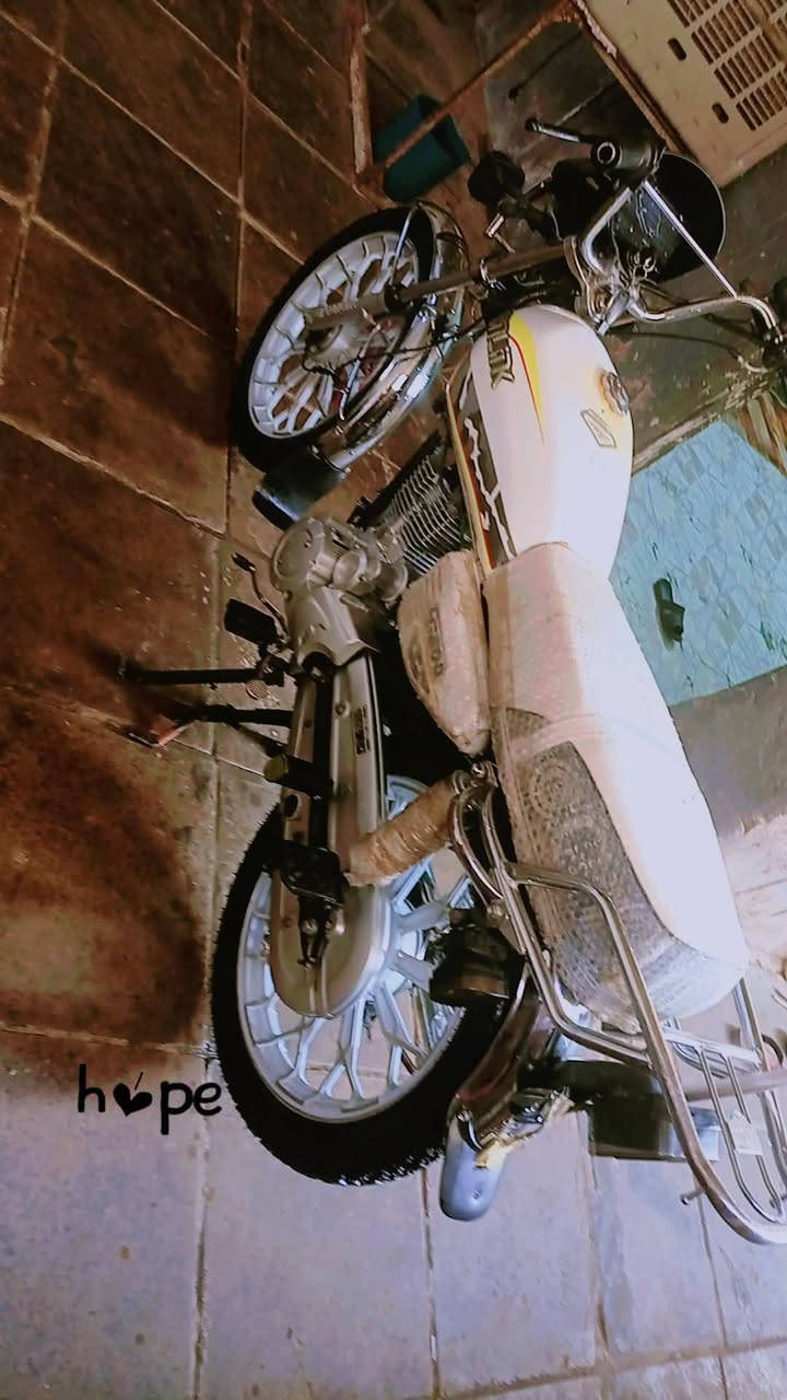 سلام عليكم درجه لبيع مديل 24 طالعه بل 25 درجه نضيفه بشكل كله جديد اوراق اسكنر لا اصليات مكاني شاميه الماكينه ما مفتوحه ***********
