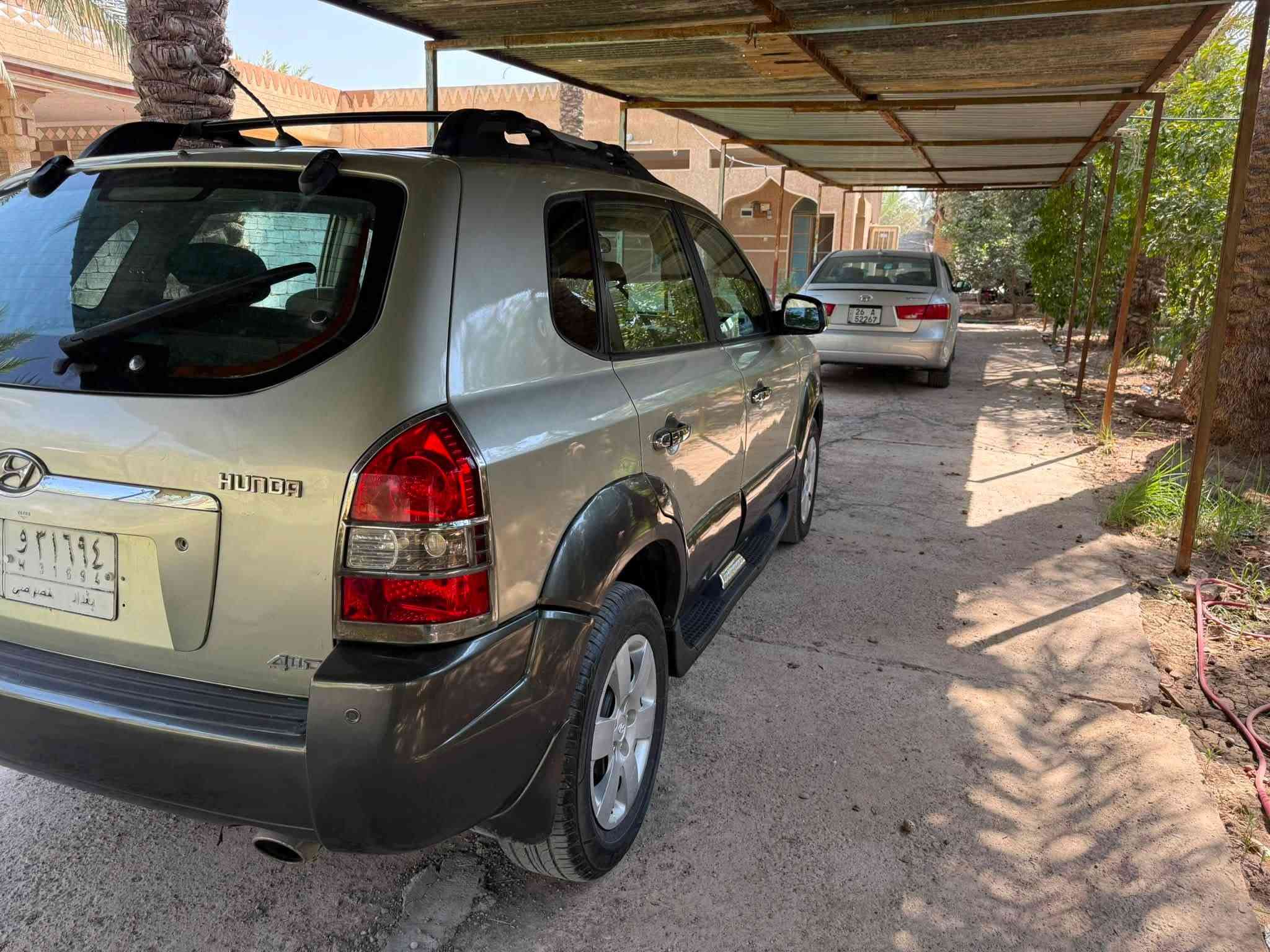سلام عليكم للبيع 

توسان ٢٠٠٧مشروع وطني 

سنويه بسمي تحويل مباشر 

محرك وكير مكفول صدر خلفي جديد ابدل

سياره بيه مكاناتت صبغ ابيعلك حزام 

سياره لامعجون ولاضربه سياره مكفوله تكم واغود 

سياره مال جناي سنويه ٢٨ 

محرك ٦سلندر تبريد شغال 
مكاني بغداد تاجي سعر ٧٣ وبيه مجال 
***********
