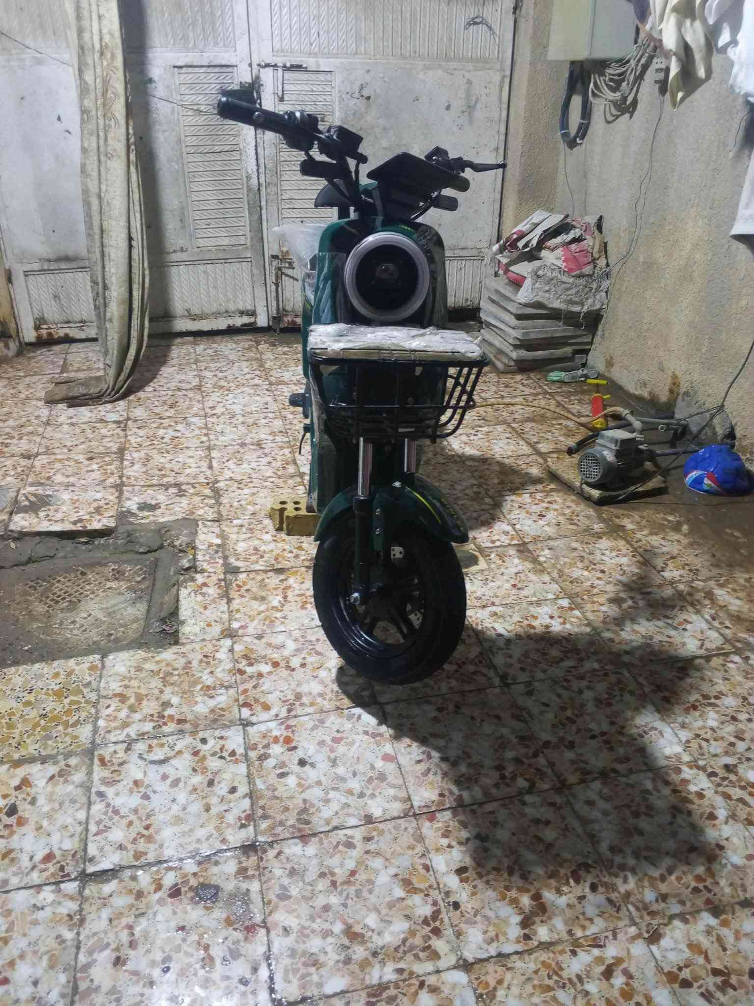 R9 • ٥ بطاريات • قفل ستيرن