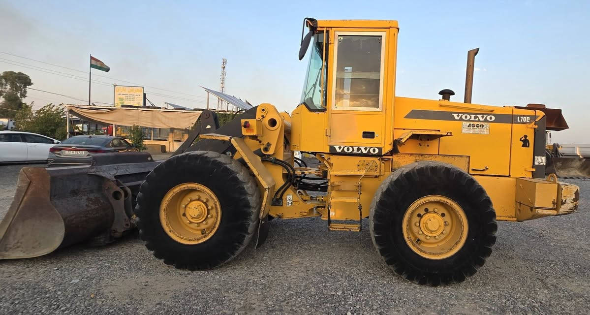 للبيع - بۆ فرۆشتن 
———————
شوفل :  VOLVO
حجم : L70D 
رەقم : سلیمانیە
—————————
بۆ زانیاری زیاتر پەیوەندی بکەن بەم ژمارە تەلەفۆنە 

***********
***********
