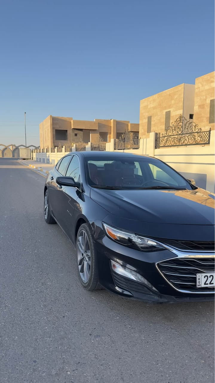 سلام عليكم 
ماليبو 23 
فول مواصفات ما عدا الفتحه 
بصمه ابواب 
بصمه 
تشغيل عن بعد 
تحديد مسار 
اوتو ستوب 
مانع انزلاق 
تحديد سرعه 
حساسات اماميه خلفيه 
تدفئة كشنات 
شاشه كار بلي
او باقي المواصفات المعروفه 
الايرباكات كلهن سليمات 
حادث خفيف جداً فقط جاملغ 
كير محرك تبريد كفاله 
و صور الحادث موجوده 
ماشيه 48 مايل قابله لزياده 
رقم اربيل شبه مميز 
تحويل مباشر 
 السعر 120او بيه مجال 
*********** كربلاء, العراق

