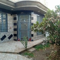 ٢٥٠م • نظيف جدا • كراج وحديقة