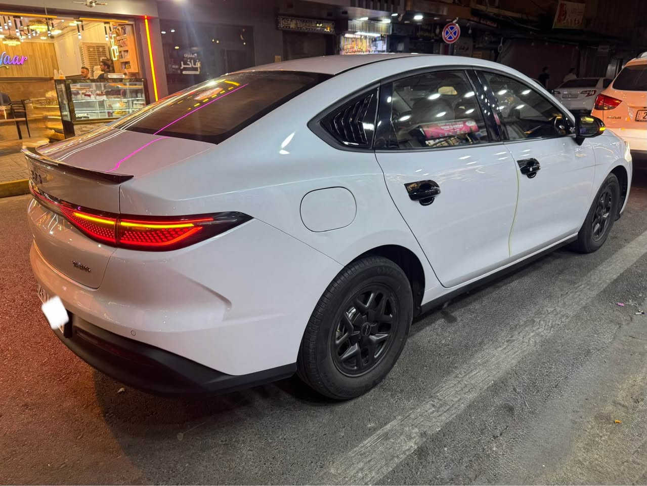 BYD 05 سيل
داخل كريمي
بصمه
بريك اوتو
بطاريه حجم ٥٥ كم
ماشيه ٢٩ الف كيلو
مكان دهوك
سعر ١٣٦ مجال 
*********** دهوك, العراق
