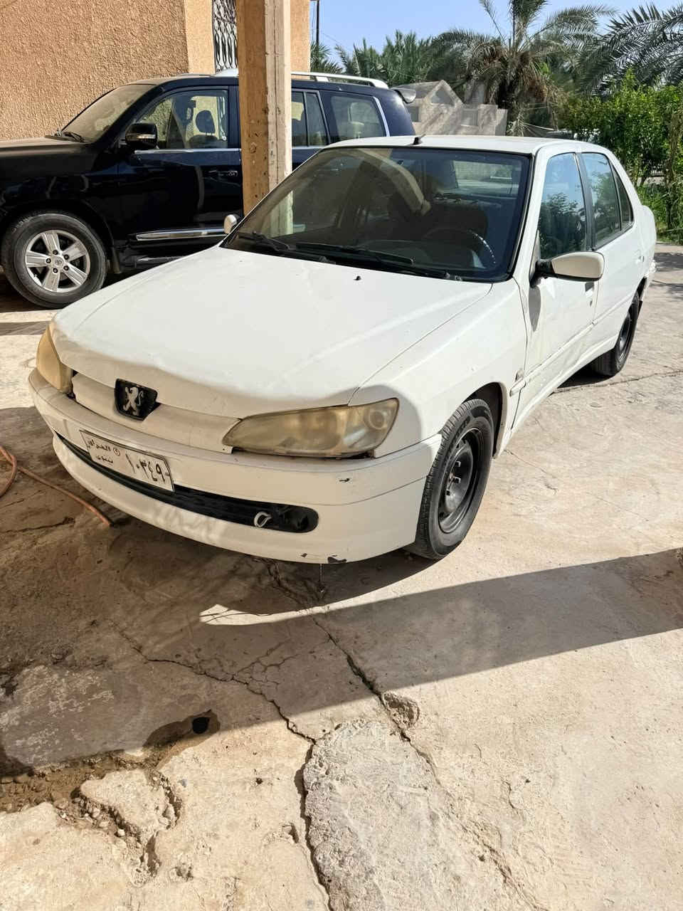 سلام عليكم للبيع بيجو 306 رقم نينوى القديم صاحبها متوفي مكفوله من سرقه وعشائر سياره نضيفه حيل وبلاديه بيه فقط باب سايق مطخوخه حداديه جديده ترايها ناعم مكينه وكير مكفولات كهربائيات كلها بلاديه سعر 16ورقه مكاني بغداد الزعفرانيه ***********
