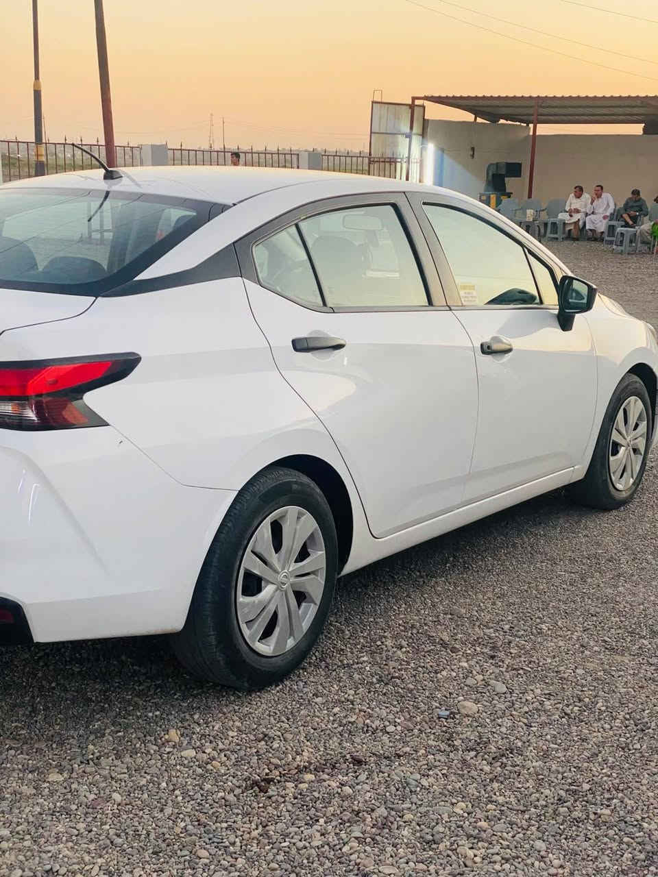 نيسان فيرسا ٢٠٢٣ للبيع السياره ماشيه ٣٩ ضرر بنيد فقط السعر ١٢٠ وبيها مجال رقم بغداد جديد سنويه لل٢٠٣٠ هزه جديده السياره جاهزه للتحويل للاستفسار الاتصال على الرقم *********** او ***********
