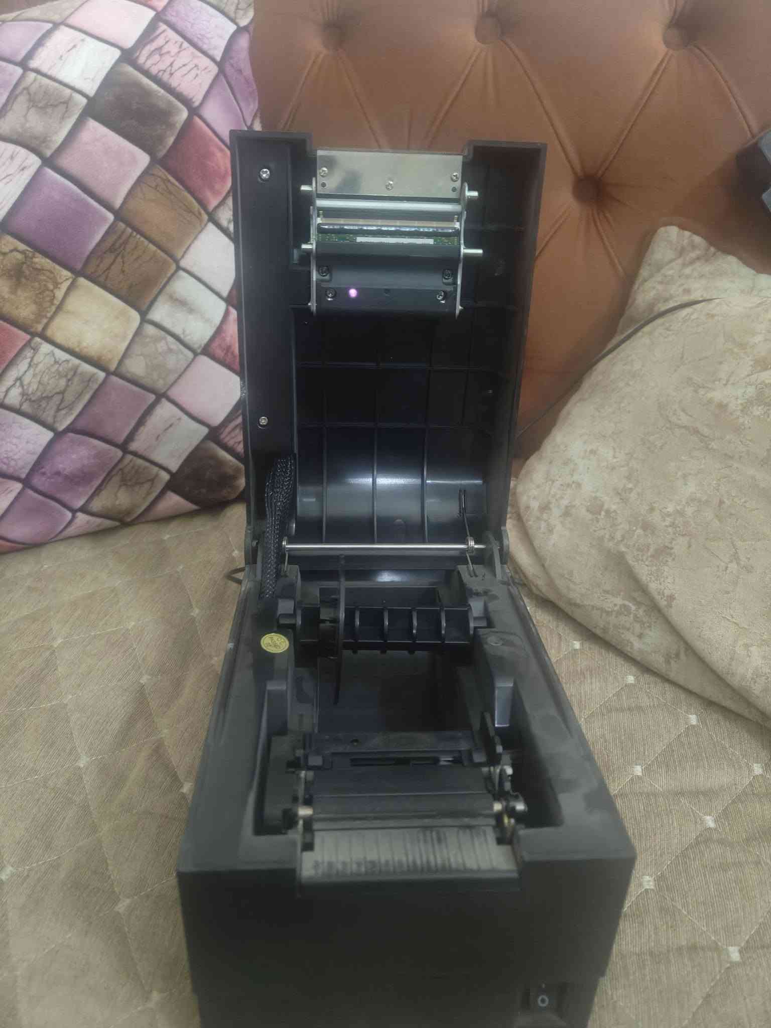 قيم واخذ
