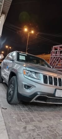 جيب لاريدو • ٢٠١٦ • مضروب بجم
