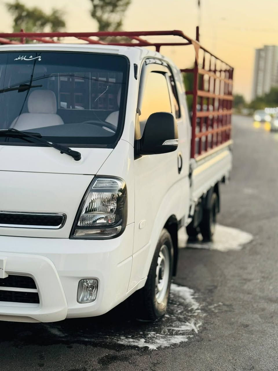 السلام عليكم كيا مسكر موديل 2019 دبلو جاف السيارة مكفولة كير محرك صدر تخم تاير حدادية تبريد تدفئة رقم جديد بغداد انكليزي سنوية جديد لل2030 السيارة بسمي السيارة مكفولة شاصي والكص والصبغ بيها تكحيل ع كد شبر اباب السايق فقط والباقي كفالة ع وضع الشركة تانكي كاز 100لتر مع فلتر صياد عنوان السيارة بغداد البياع حي الرساله السعر 147 وبيها مجال بسيط للاستفسار ***********
