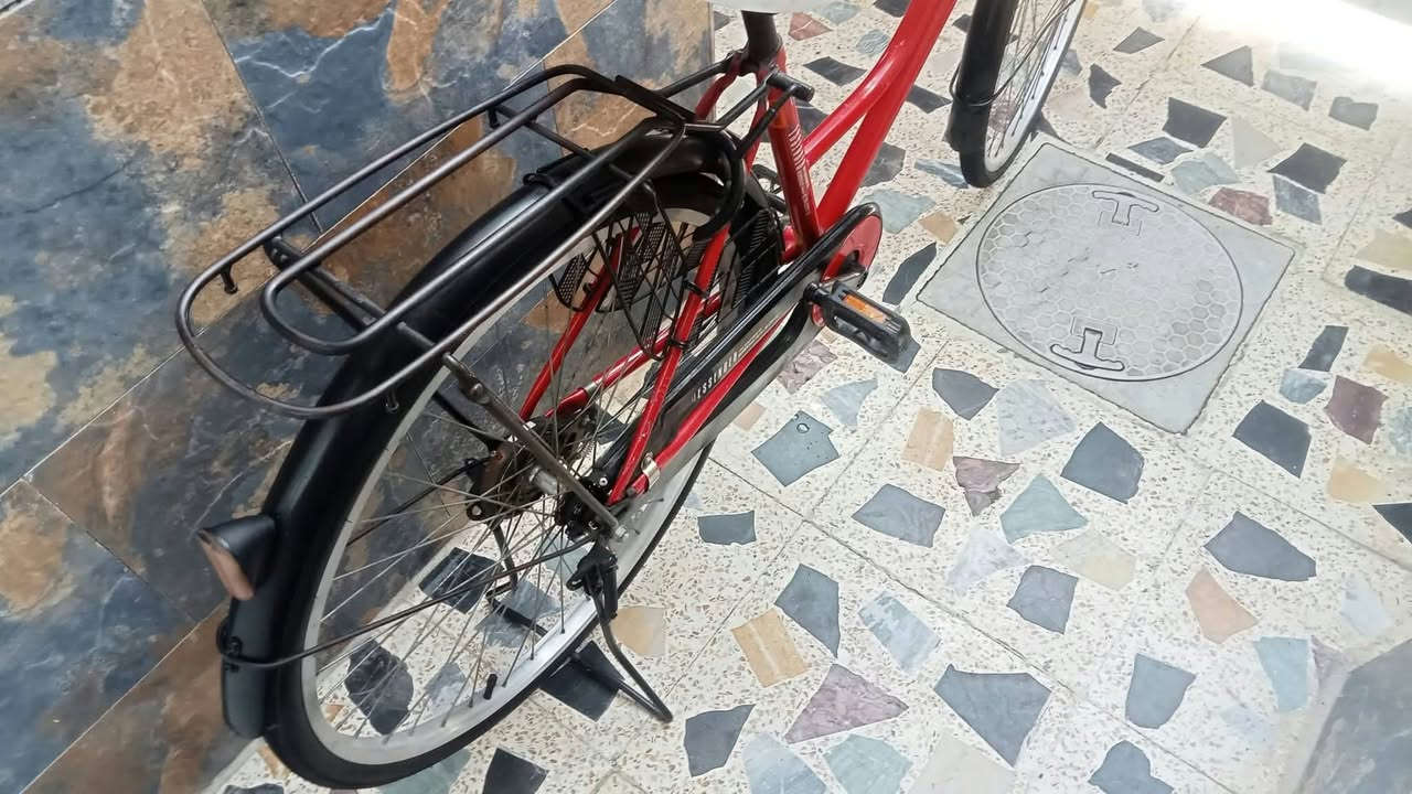 بايسكل بناتي • ٢٠١٨ • نضيف