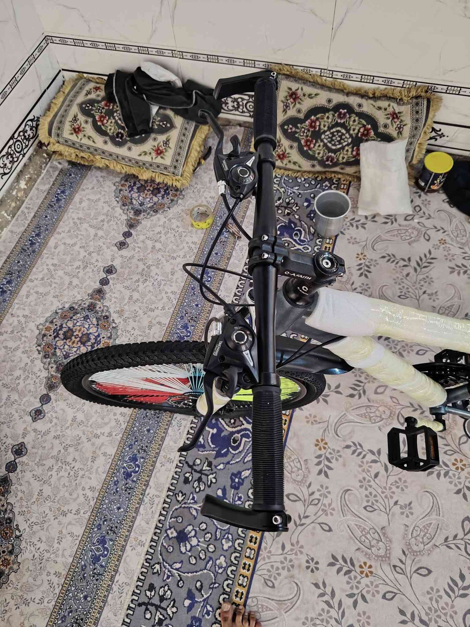 يالله الحمدلله صلي على محمد وآل محمد  باسكل للبيع شوفت عينك بعده ما شايف الشارع ولشمس  🇰🇷 كوري باب اول الصلي طبعن اشترو لبن اخوي او ما راده اخذو ب 170 من خان المخضر او متوازين ع بيعته اليوم اشترو الي يريده يتفضل خاص لو واتساب *********** _ اتصال  لله شاهد حته محد صاعده هستوني شديته عوزه بس نفخ تايرات وطلع بي عقرب وره او كدام ابريكات وره او كدام شوفت عينك وذا شراي ابخدمتك مكاني نجف عامود 140 ع طريق كربلاء نجف

