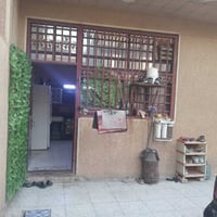 دار للبيع  200م -10*20- طابق ونصف - طابو زراعي سند ٢٥ الطابق الأول:گرا...