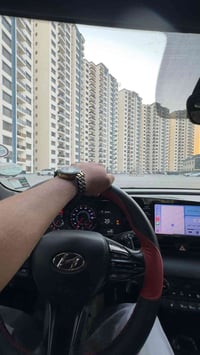 تحية طيبة للجميع يوجد شقق مؤثثة في مجمع دار السلام  للطالبات والموظفين...