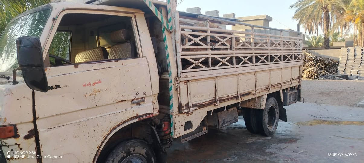 دانيه للبيع موديل 82 السعر 25 وفي مجال ***********

