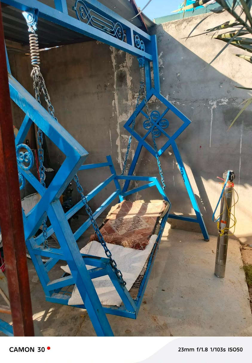 ماتۆڕ ئاوو ٢ ئینج ٨٠ متری کەمتر لە دوو مانگ ئیشی کردە بە شەرت ١٧٥ هەزارووو مەعامەلە ،
جۆلانەکەش سعری ٢٠٠و مەعامەلە شتی کوالێتی بازاڕی نیە ژمارەی مۆبایل ***********
