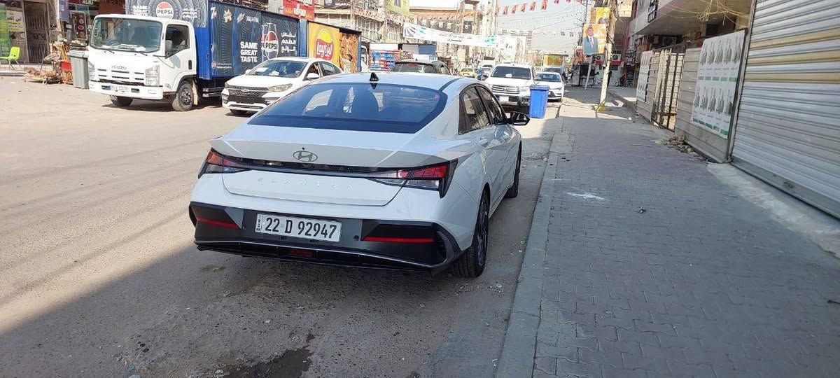 السلام عليكم النترا خليجي ⚪️  (وارد الصين )

موديل 2024 
 ماشيه 25 KM  حقيقي بعدهة بوضع الشركة 

أربيل رقم دولي سنوية باسمي تحويل مباشر 🫆

المواصفات VlP

فتحه سقف 

كروز مثبت سرعه 

تشغيل بصمة + صندوق ذكي + بصمة ابواب

كامرة دوارة 

تحكم ستيرن 

ثلاث انضمه قياده 

سايد بريك اوتو هولد

لايت زنون عدسات بلادي

6  ايرباك (مقاعد + تكم + الدركة دشبول )

دشبول ديجيتال 

تبريد قطعتين 

شاشة ديجيتال 

اريل نفكيتر 

مري شفط + اشارة بالمري 

شاشة ابل كار بلي 

ترحيب عند الاقتراب 

ستيرن رياضي حرف D

ويل كب حجم 17 رياضي 

حساسات امامي + خلفي 

مثبت سرعة / كروز 

حساس ظغط اطارات 

كشنات جلد داخل اسود 

تجي بمحرك 4 سلندر  1500 دبل نوزل دوش

كير طيارة 8 سرعات 

4 وضعيات قيادة 

اطارات بلادية + باتري جديد 

سبير زيرو مانازل 

تجي بمواصفات 1/1

السعر 137 

السيارة بيهة طخة اسفل الصندوق ومصلحة فقط  وكاملة  بدون دواخل 
مرفق بالسونار بالصور 

اتصال + واتساب 
*********** 
العنوان بغداد الدورة الصحة
