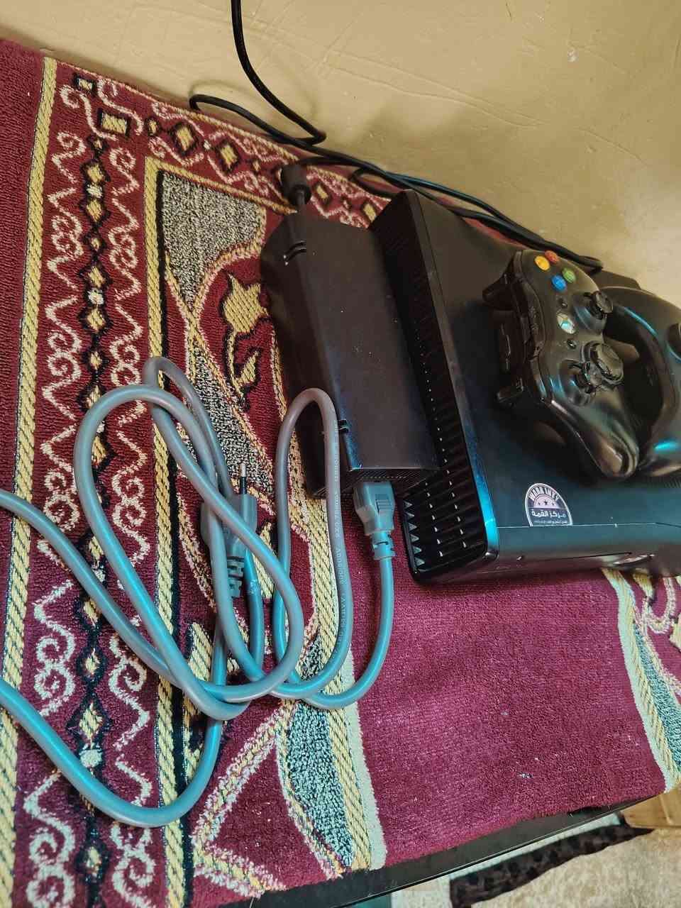 السلام عليكم xbox 360 slim
للبيع اكس بوكس 360 سلم مال بالة ذاكرة 250 بي 40 لعبة قويات
وبي 70 لعبة العاب النسخة القديمة ويدات اثنين بلوتوث مال شركة اصليات شرط والمحولة أصلية شرط مال شركة 
العنوان موصل الايمن حي التنك السعر 110 وبيه مجال
***********
